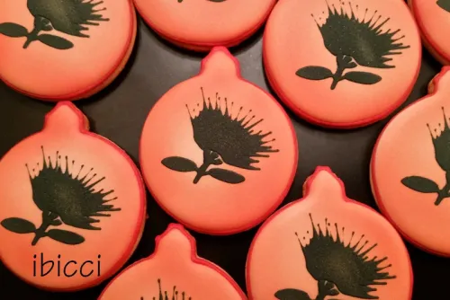 ibicci Christmas cookies using the Pohutukawa Flower stencil